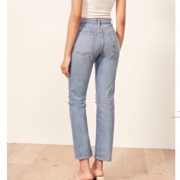 SOLD Reformation Cynthia High Rise Relaxed Jeans - Picture 3 of 7